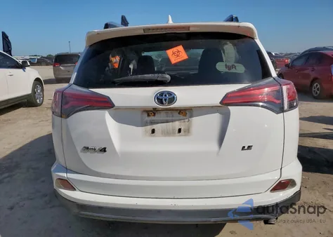 2017 Toyota Rav4 Le z USA, uszkodzony, nr VIN JTMZFREV9HJ143632